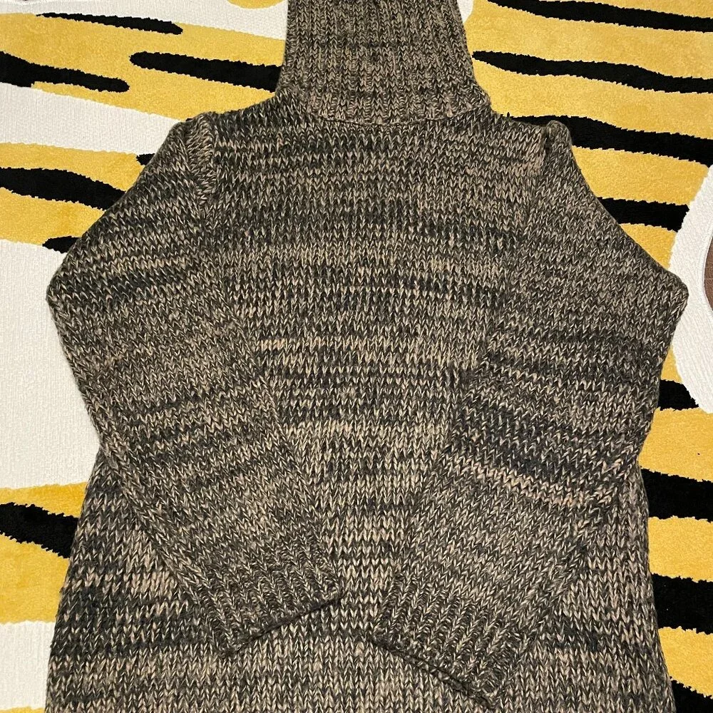 Knit - Picture 1 of 1